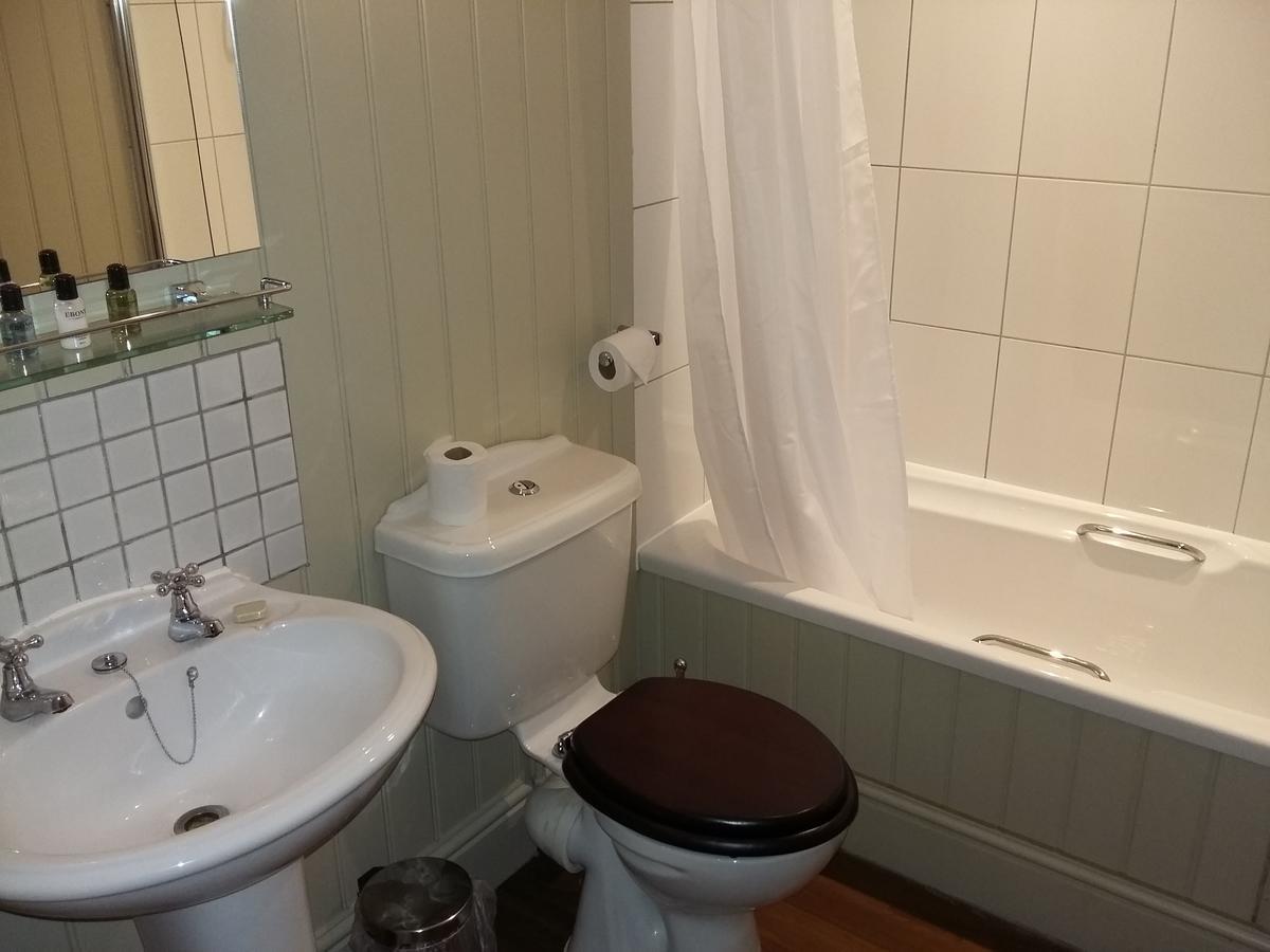 The Huntsman Inn Holmfirth Εξωτερικό φωτογραφία